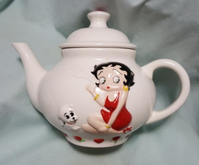 Betty Boop shops tea set